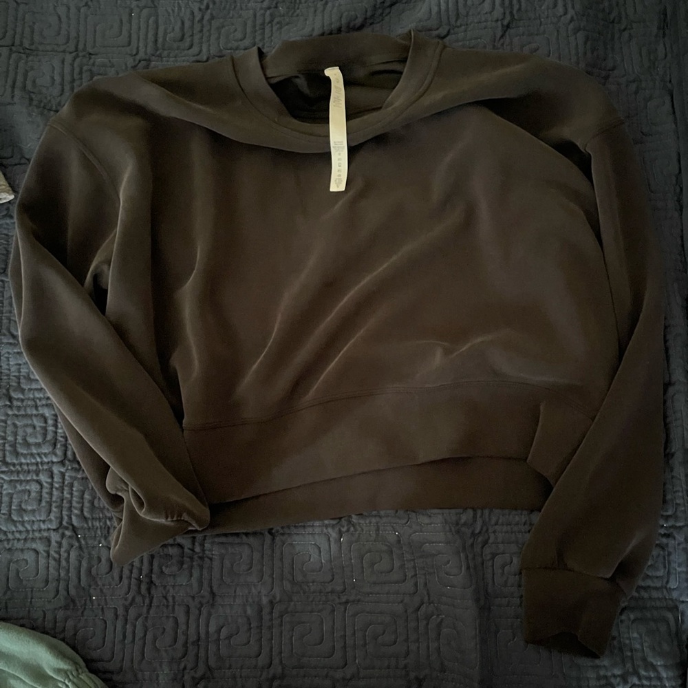 Lululemon cropped crew